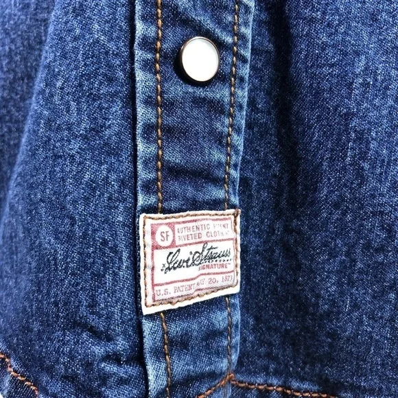 LEVI Strauss Signature Denim Shirt Jacket - Picture 10 of 13